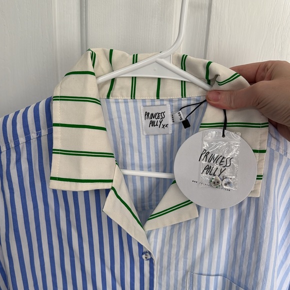 Princess PollyButton Up - Picture 2 of 3